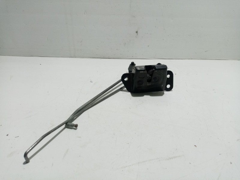 Recambio de cerradura maletero / porton para hyundai santa fe cm referencia OEM IAM 812302B000  