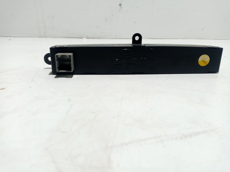 Recambio de pantalla multifuncion para hyundai santa fe cm referencia OEM IAM 945102B000  