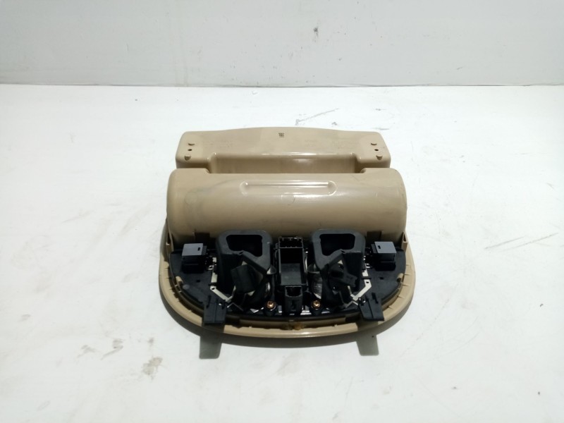 Recambio de luz interior para hyundai santa fe cm referencia OEM IAM 928002BXXX  