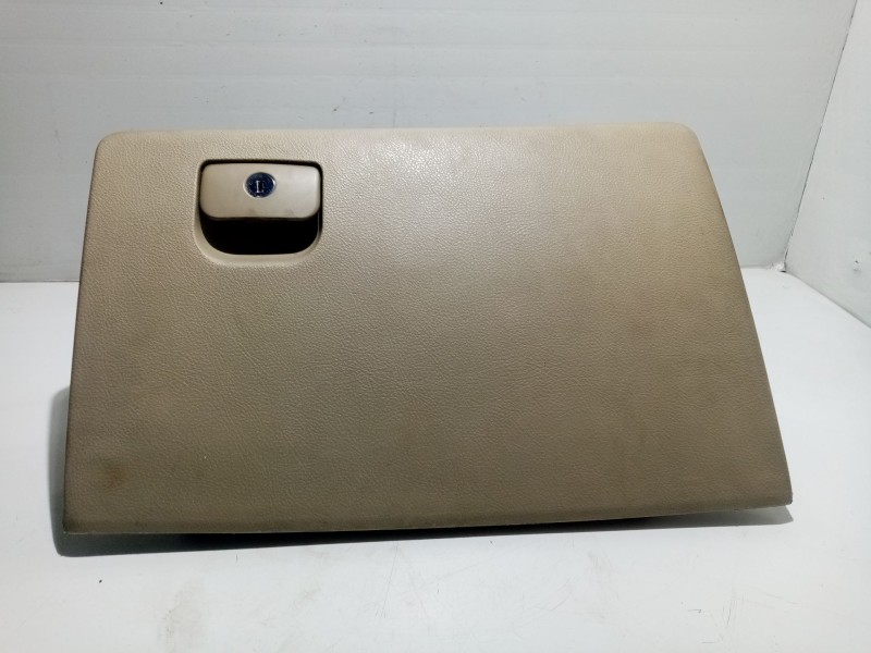 Recambio de guantera para hyundai santa fe cm referencia OEM IAM 845112B000  