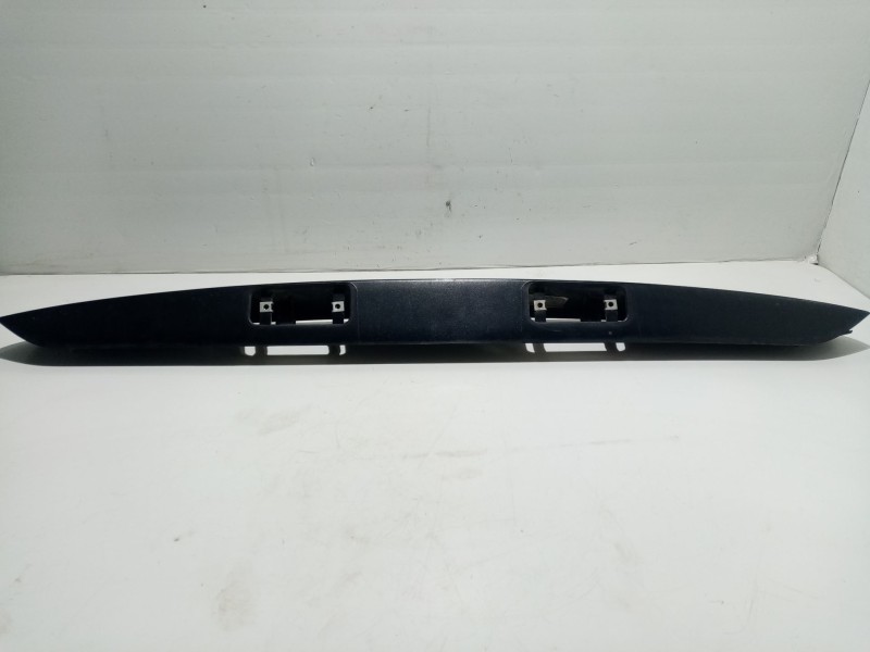 Recambio de moldura piloto matricula para hyundai santa fe cm referencia OEM IAM 873112B000  