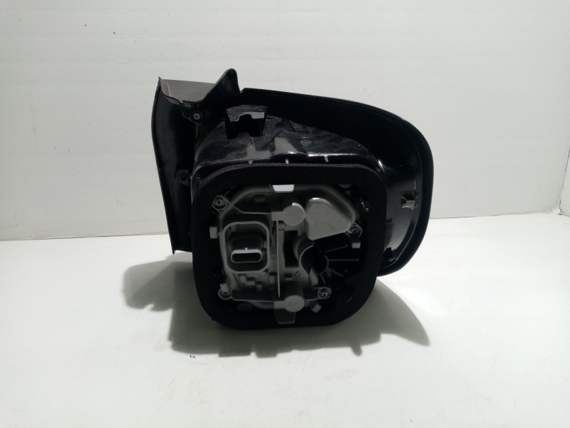 Recambio de piloto trasero izquierdo para jeep renegade referencia OEM IAM 52109469  