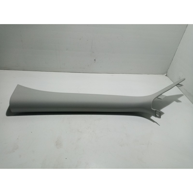 Recambio de moldura izquierda pilar delantero para jeep compass ii referencia OEM IAM 7DR98PS4AA  