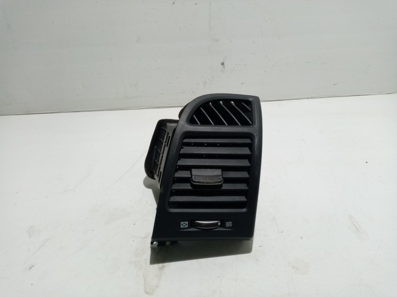 Recambio de aireador calefaccion para hyundai santa fe cm referencia OEM IAM 974902B000  