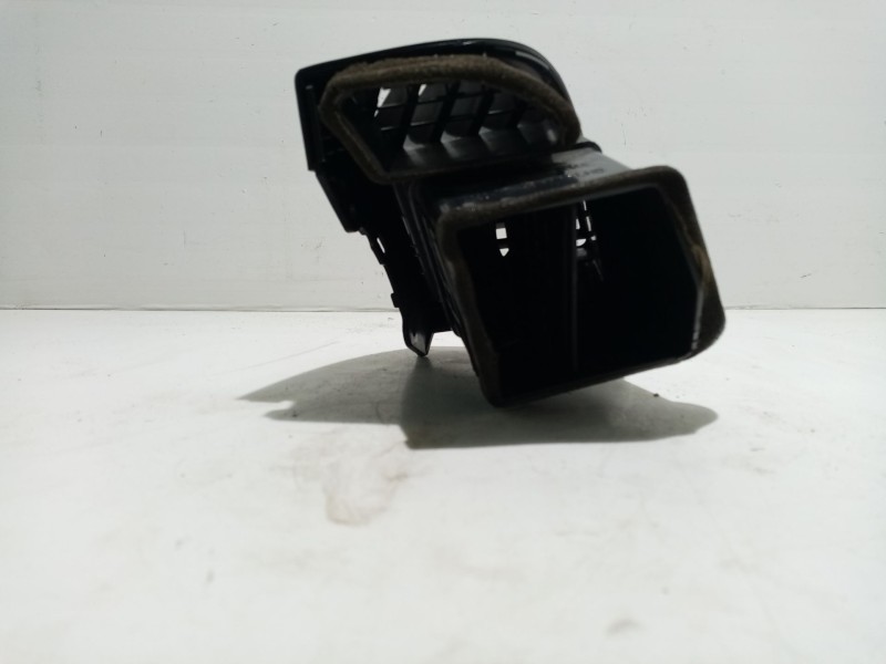 Recambio de aireador calefaccion para hyundai santa fe cm referencia OEM IAM 974902B000  