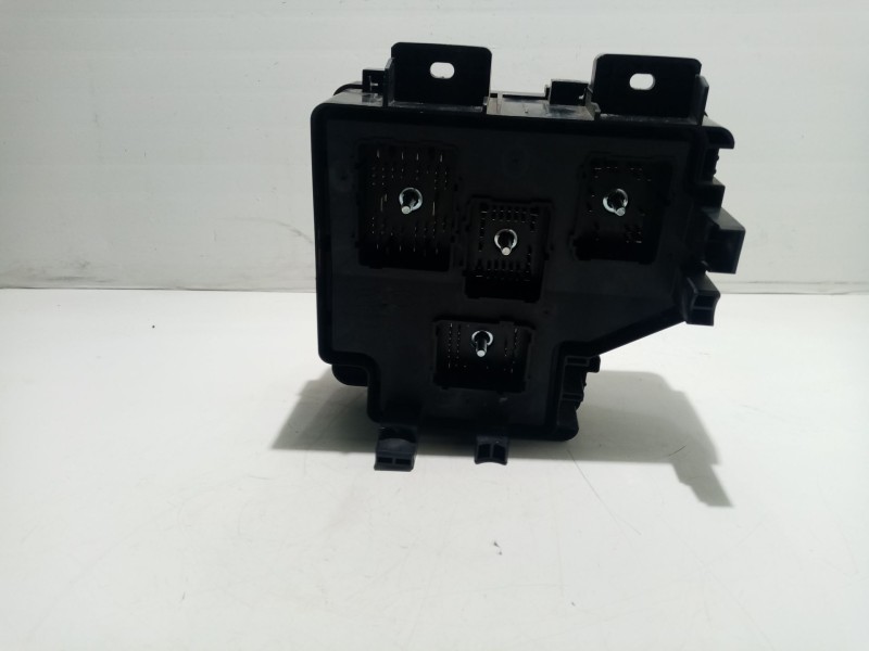 Recambio de caja reles / fusibles para hyundai santa fe cm referencia OEM IAM 919502B100  