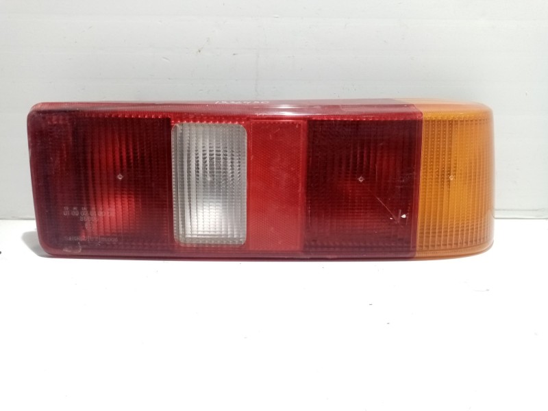 Recambio de piloto trasero derecho para ford sierra berlina referencia OEM IAM   