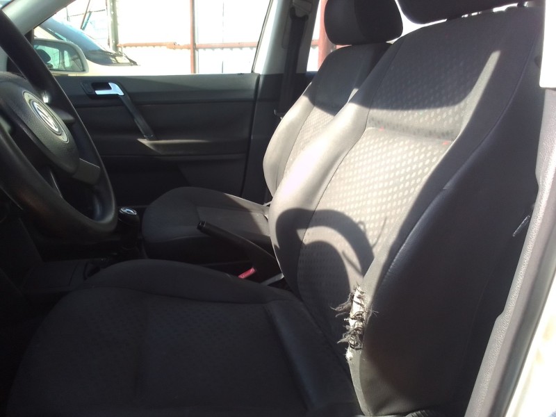 volkswagen polo (9n1) del año 2004