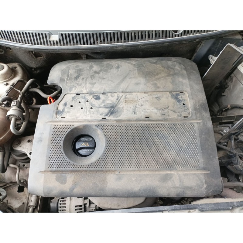 Recambio de caja filtro de aire para volkswagen polo (9n1) referencia OEM IAM 036129607 44609985 