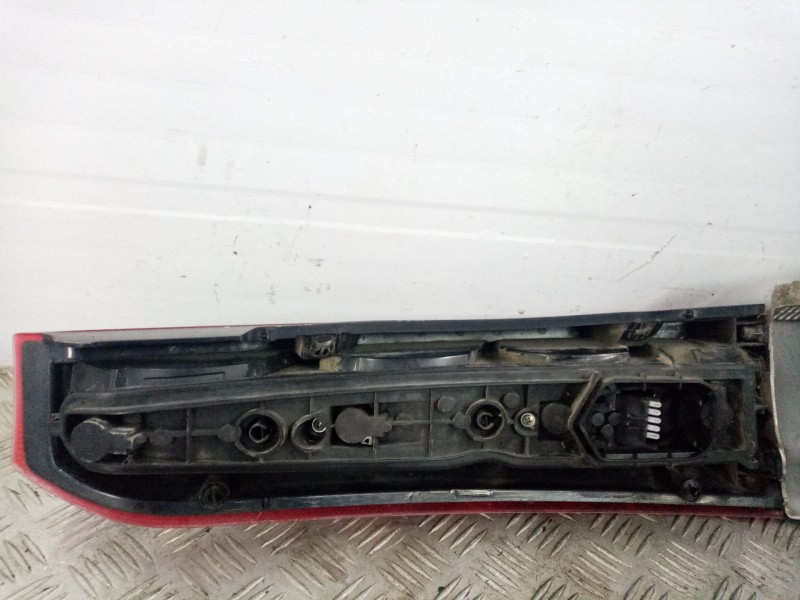 Recambio de piloto trasero derecho para opel meriva referencia OEM IAM   