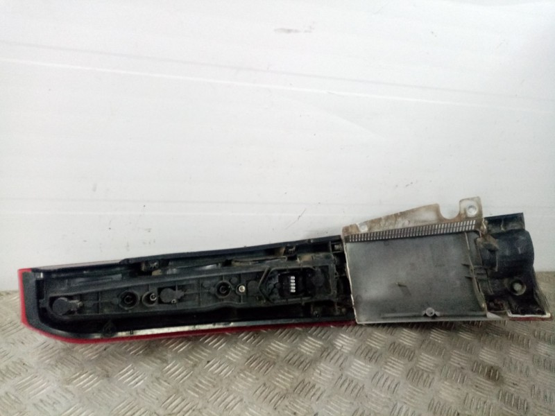 Recambio de piloto trasero derecho para opel meriva referencia OEM IAM   