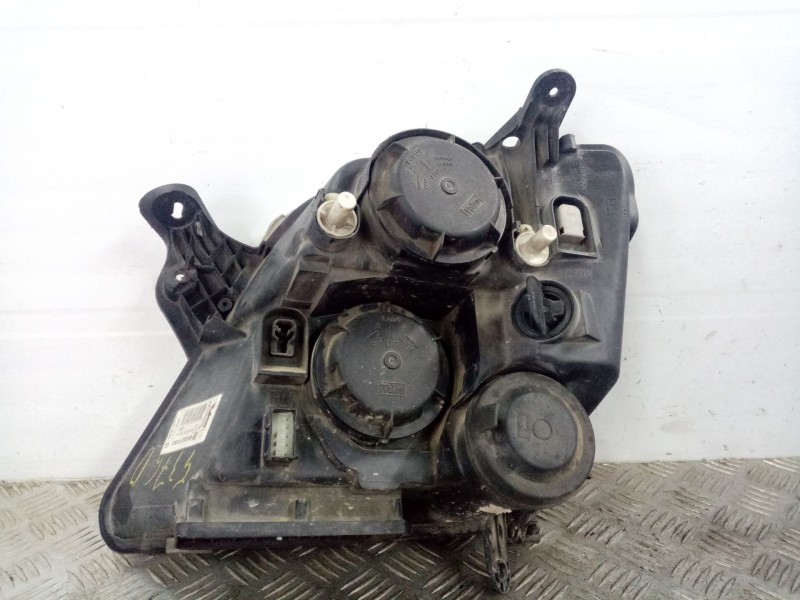 Recambio de faro derecho para opel meriva referencia OEM IAM   