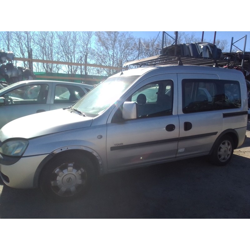 opel combo (corsa c) del año 2001