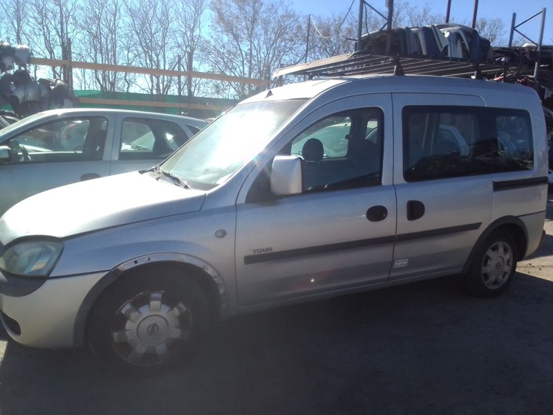 opel combo (corsa c) del año 2001
