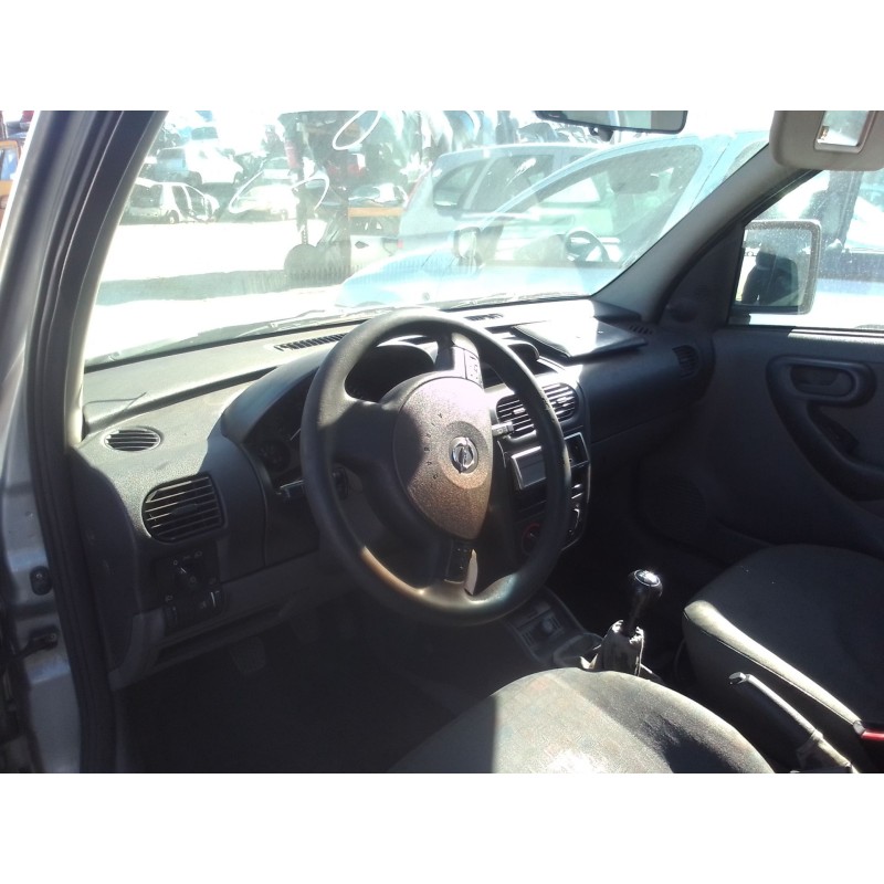 opel combo (corsa c) del año 2001