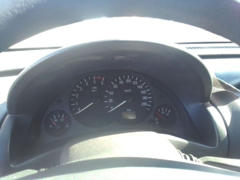 opel combo (corsa c) del año 2001