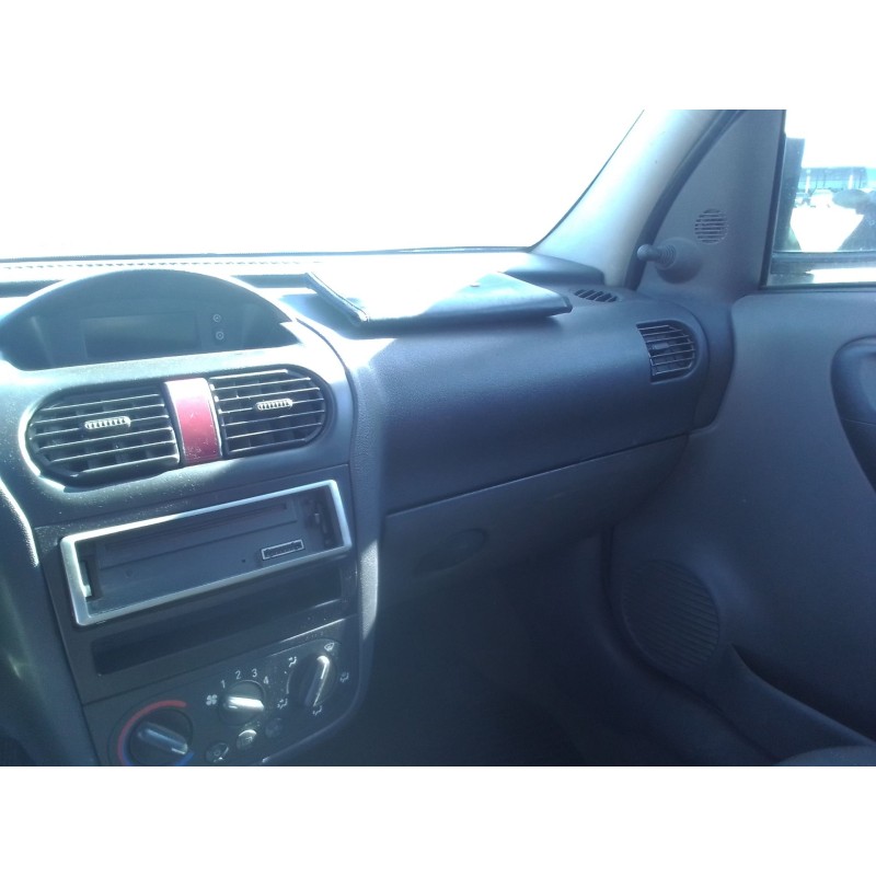 opel combo (corsa c) del año 2001