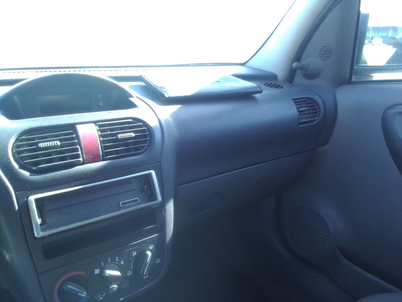 opel combo (corsa c) del año 2001