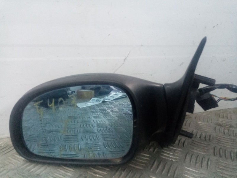 Recambio de retrovisor izquierdo para peugeot 406 berlina (s1/s2) referencia OEM IAM   