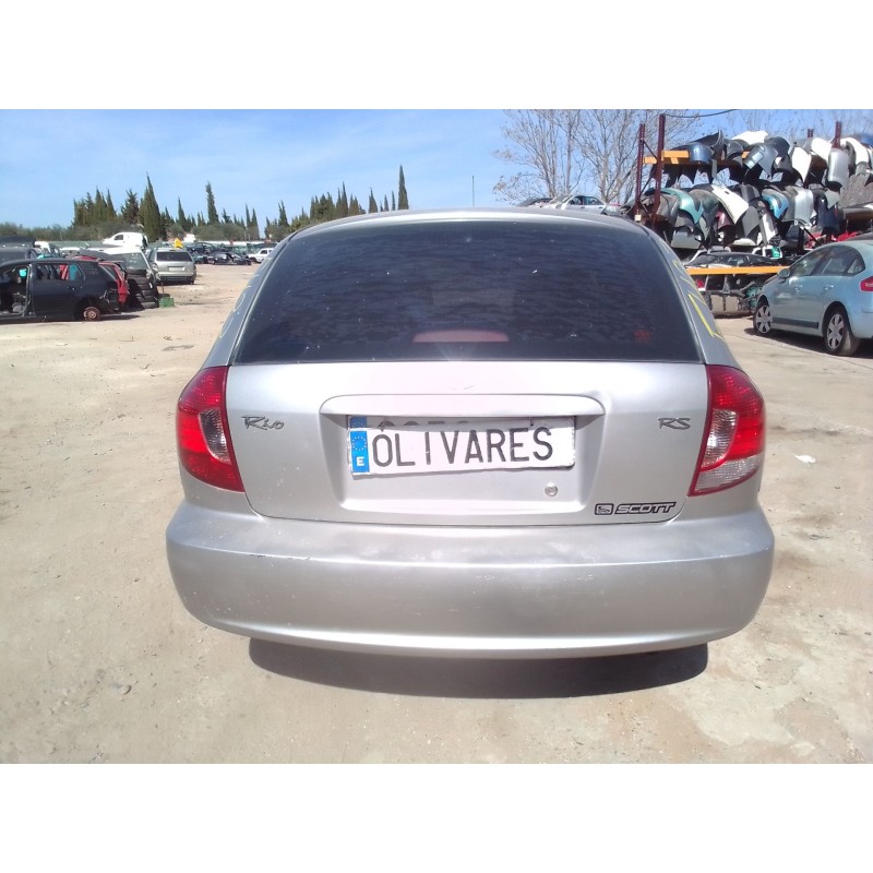 kia rio del año 2004