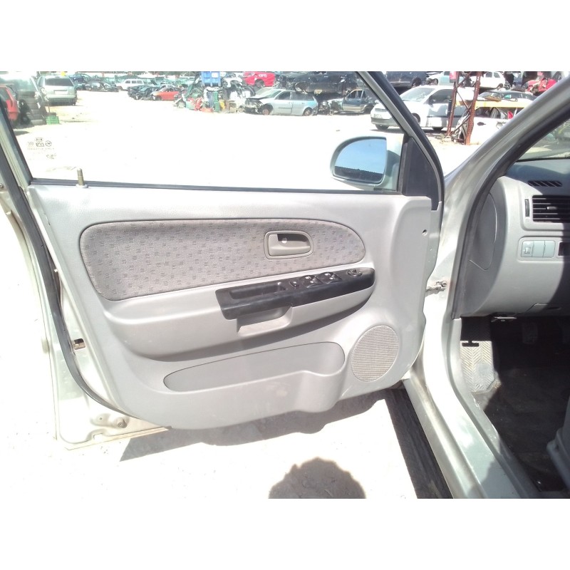 kia rio del año 2004