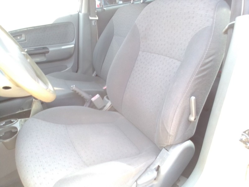 kia rio del año 2004