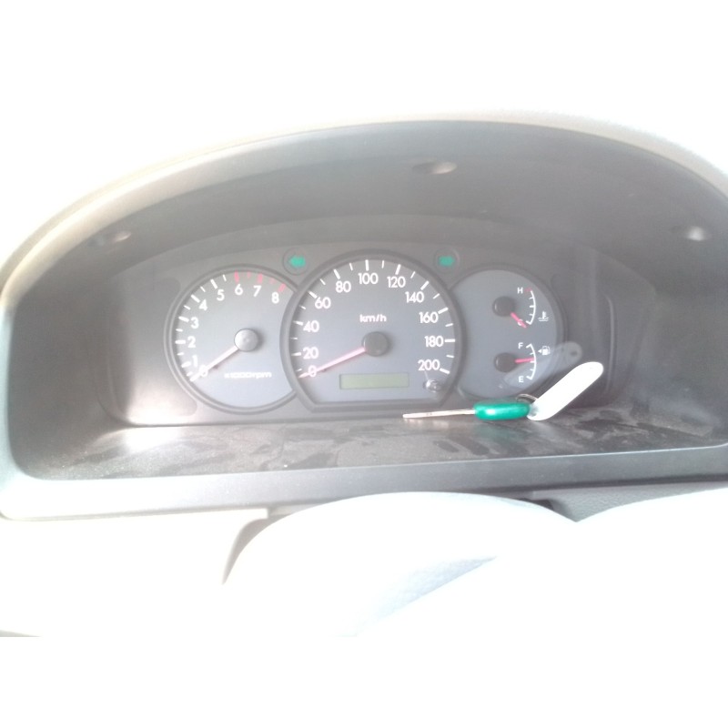 kia rio del año 2004