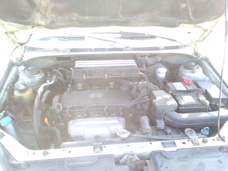 kia rio del año 2004