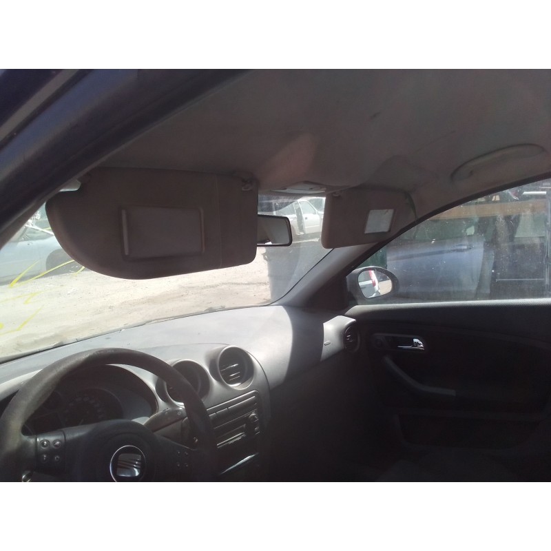 seat ibiza (6l1) del año 2008