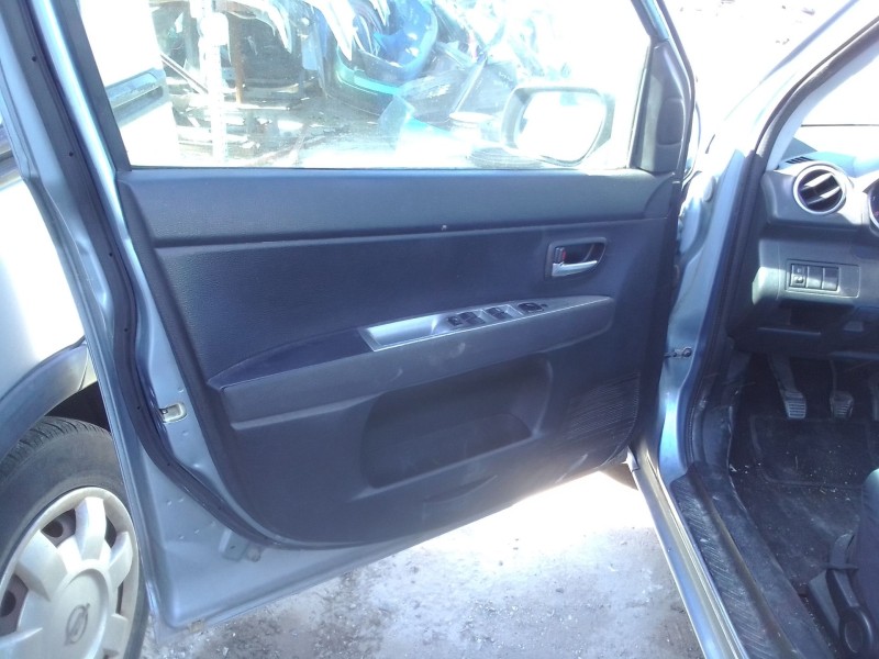 mazda 2 berlina (dy) del año 2004