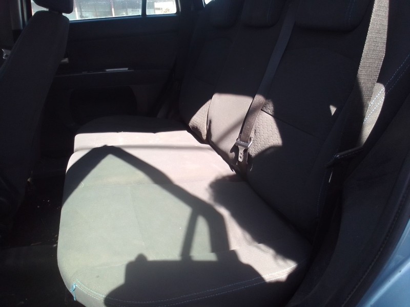 mazda 2 berlina (dy) del año 2004