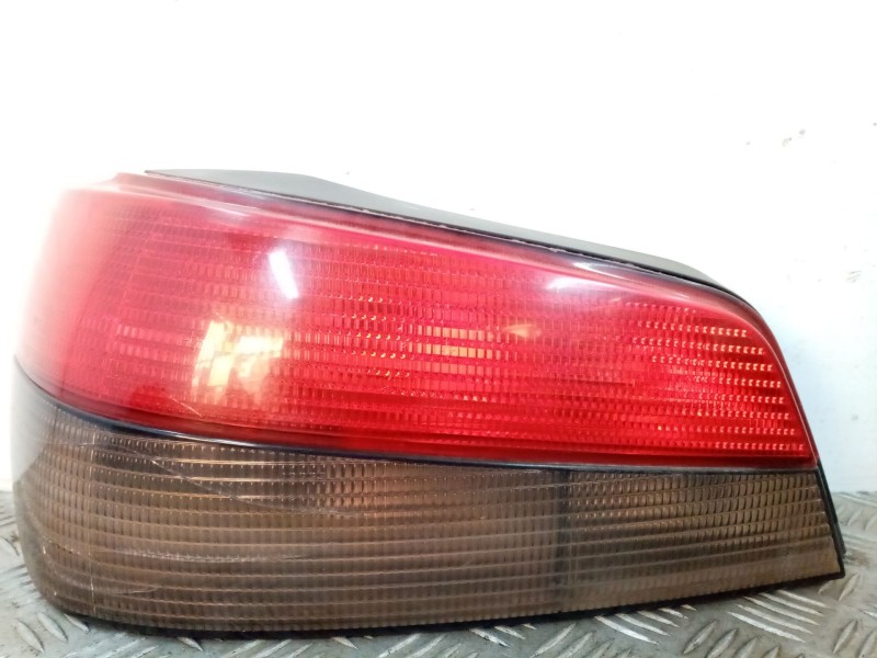 Recambio de piloto trasero izquierdo para peugeot 306 berlina 3/5 puertas (s1) referencia OEM IAM   