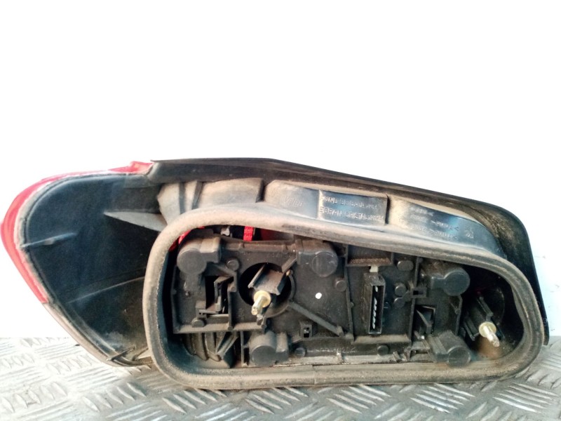 Recambio de piloto trasero derecho para peugeot 306 berlina 3/5 puertas (s1) referencia OEM IAM   