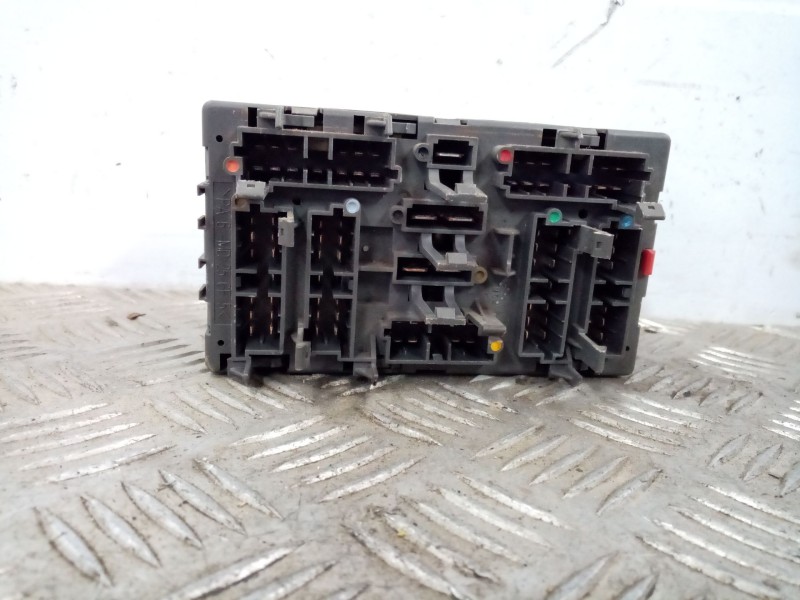 Recambio de caja reles / fusibles para peugeot 406 berlina (s1/s2) referencia OEM IAM 0  