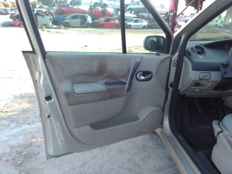 renault scenic ii del año 2003