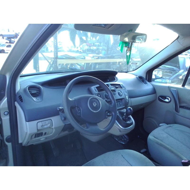 renault scenic ii del año 2003