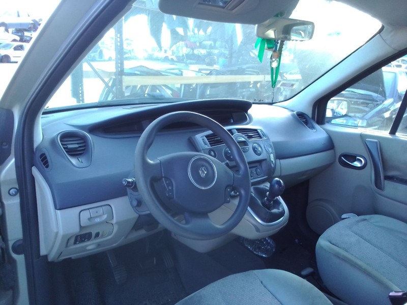 renault scenic ii del año 2003