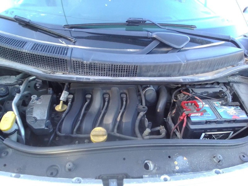 renault scenic ii del año 2003