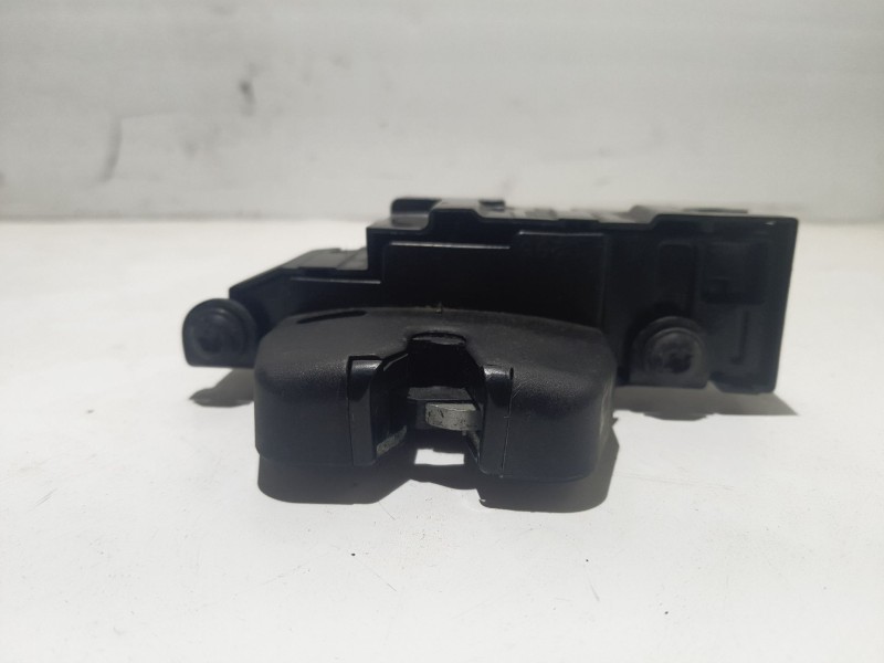 Recambio de cerradura maletero / porton para peugeot 308 referencia OEM IAM 9660403880  