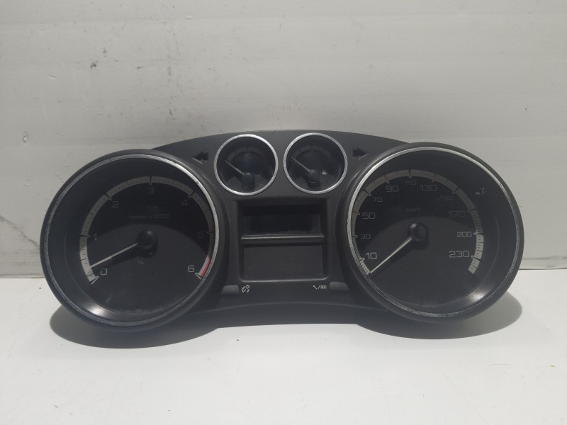 Recambio de cuadro instrumentos para peugeot 308 referencia OEM IAM 9665107480  