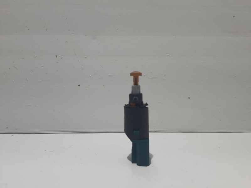 Recambio de interruptor para peugeot 308 referencia OEM IAM 453448 453463 330629