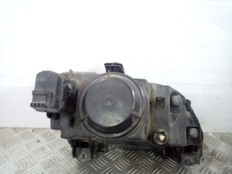 Recambio de faro izquierdo para renault megane i berlina hatchback (ba0) referencia OEM IAM   