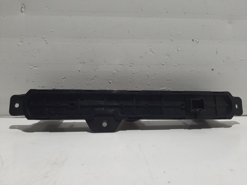 Recambio de warning para fiat nuova 500 lounge referencia OEM IAM 735451108  