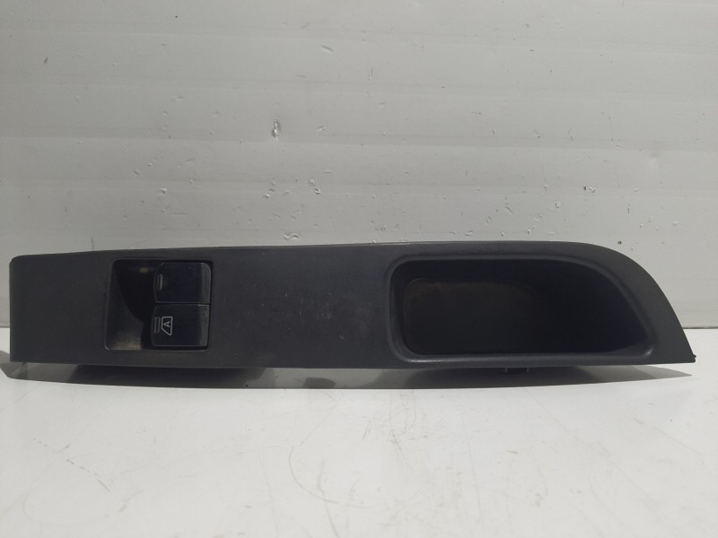 Recambio de mando elevalunas delantero izquierdo para nissan micra (k12e) referencia OEM IAM PA6G30  