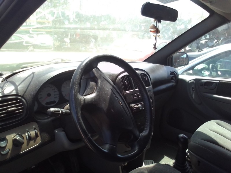 chrysler voyager (rg) del año 2001