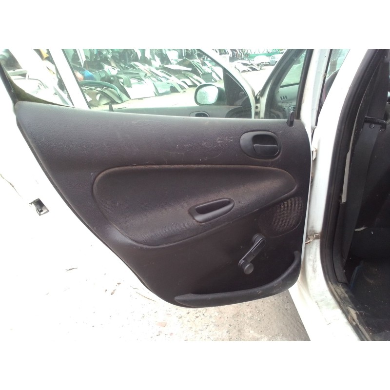 peugeot 206 del año 2004