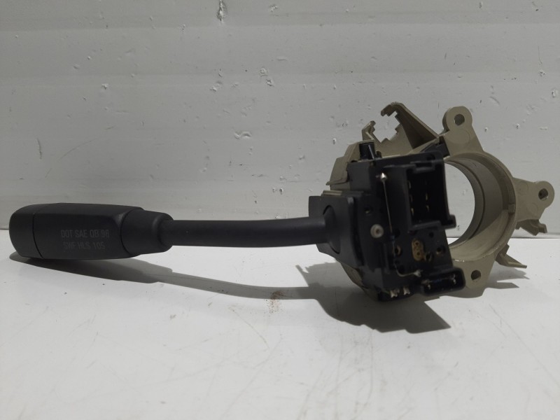 Recambio de mando limpia para mercedes clase c (w203) berlina referencia OEM IAM 2035450010 203001Q03 