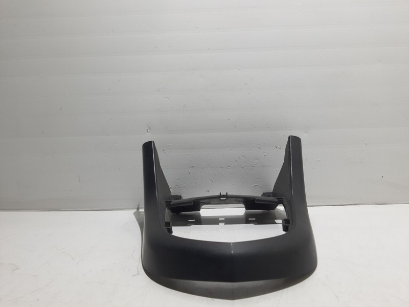 Recambio de consola central para peugeot 308 referencia OEM IAM 9658691277  