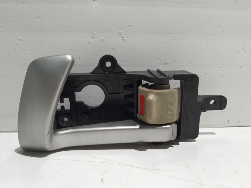 Recambio de maneta interior delantera izquierda para hyundai santa fe cm referencia OEM IAM 826102B010J9  