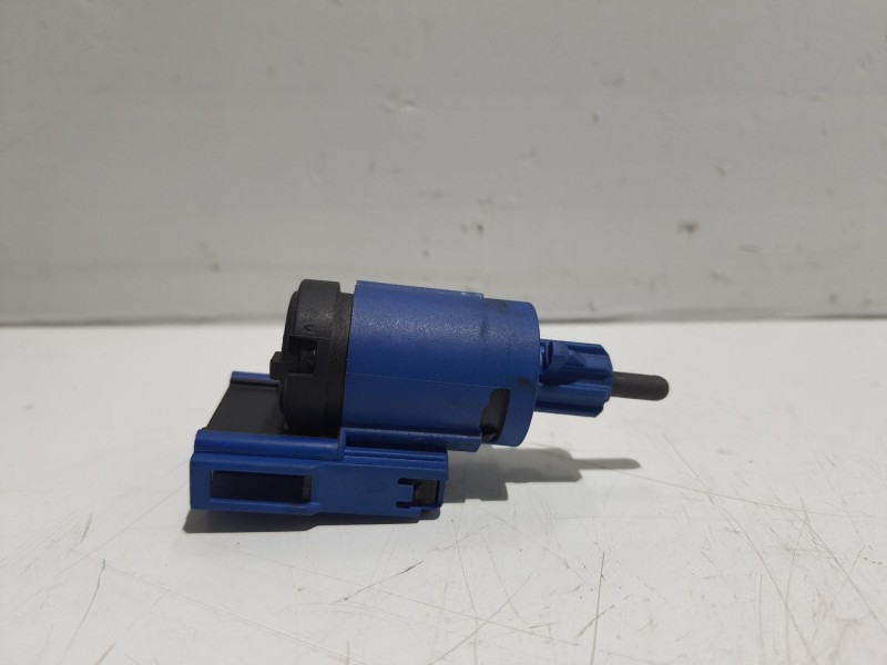 Recambio de sensor pedal freno para volkswagen polo (9n1) referencia OEM IAM 1J0927189E 330725 40048